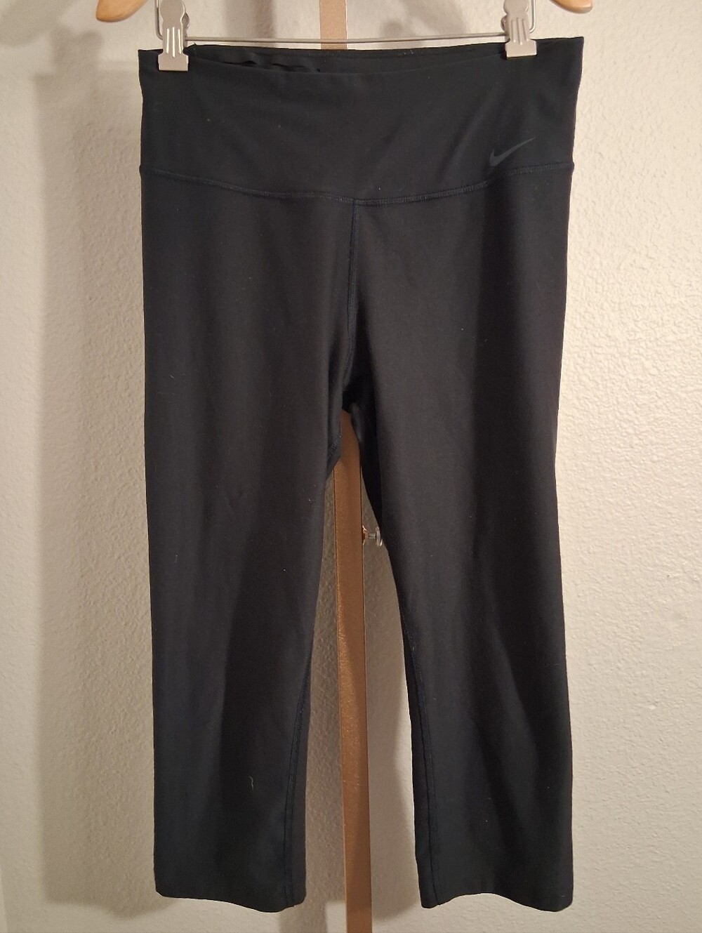 Nike Black Activewear Capris Small